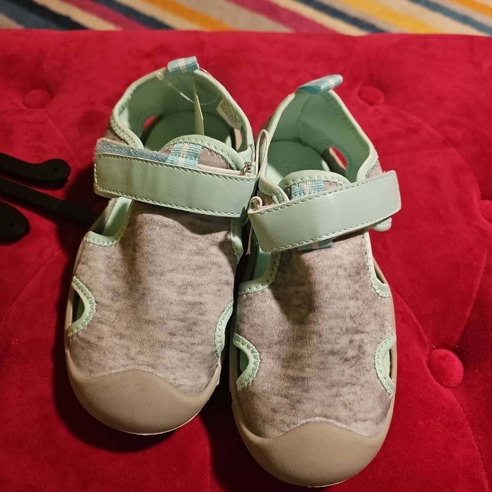 NWT Girls Kids Size 12 Wave Zone Kai Grah Aqua Sandals Water Shoes